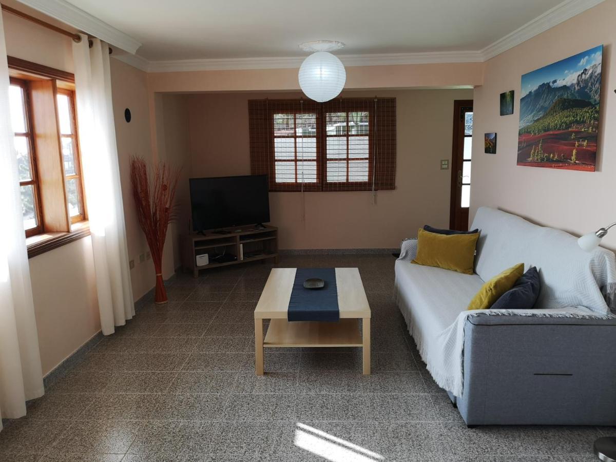 Sea And Mountain View Apartment Los Llanos De Aridane Kültér fotó