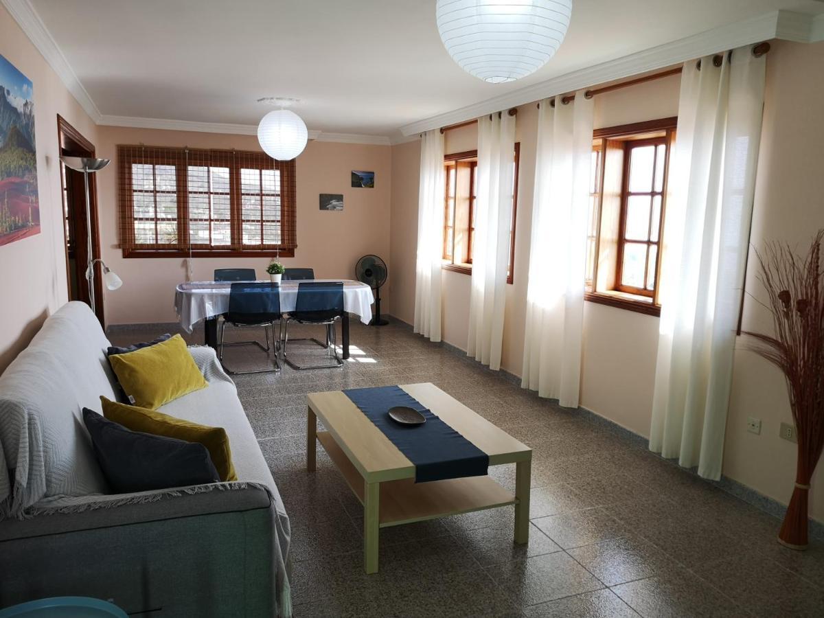 Sea And Mountain View Apartment Los Llanos De Aridane Kültér fotó